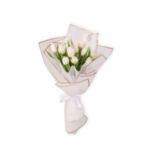 Buchet 15 lalele albe cu ambalaj